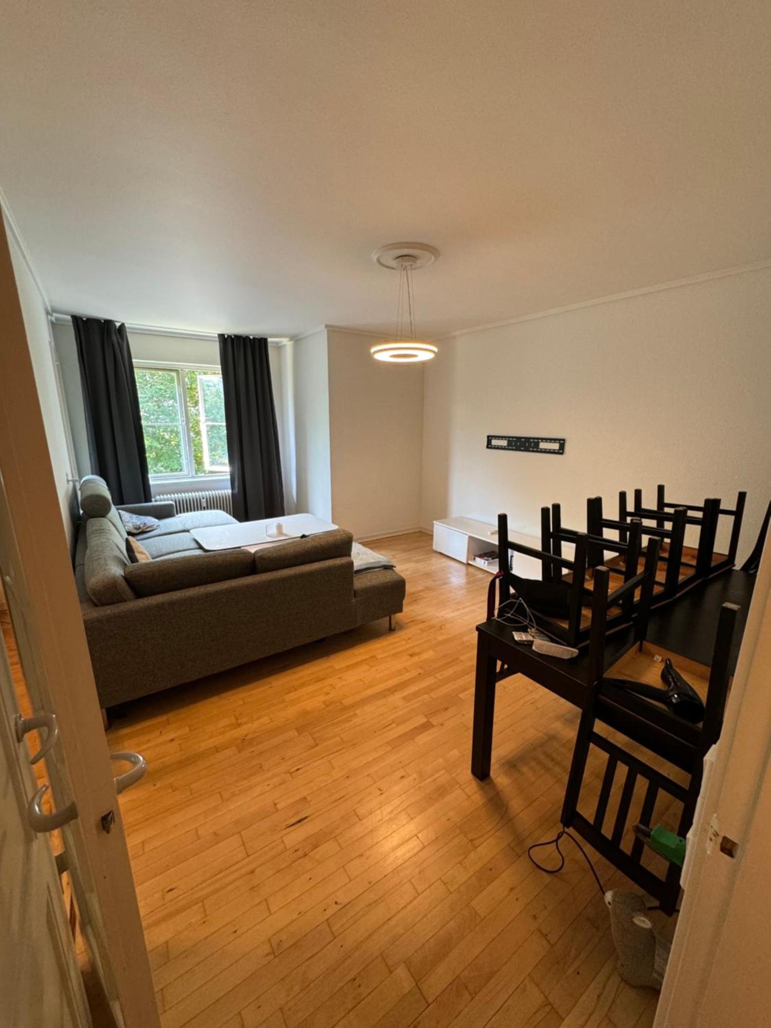 Cozy Near Downtown Apartment *